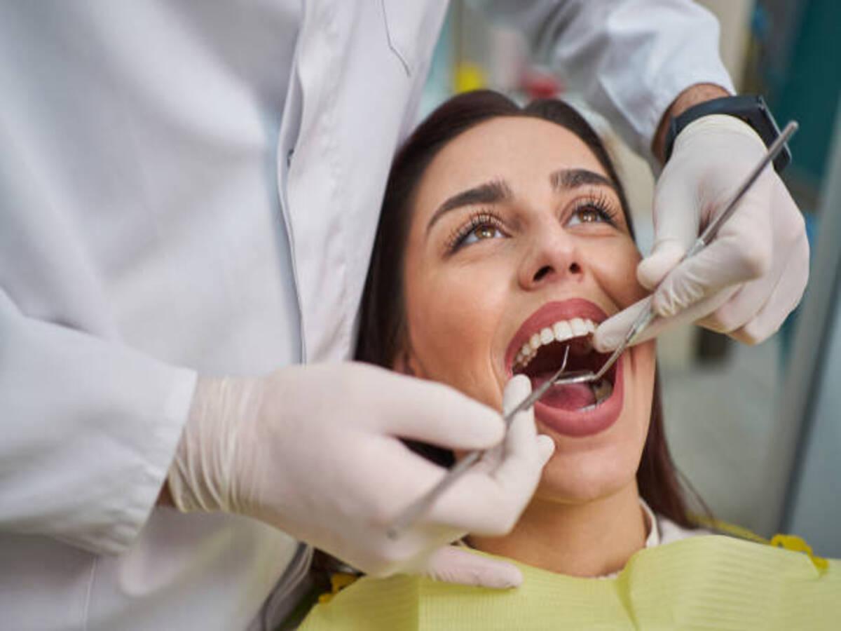 When Should You See an Oral Pathology Specialist? Key Signs to Know...